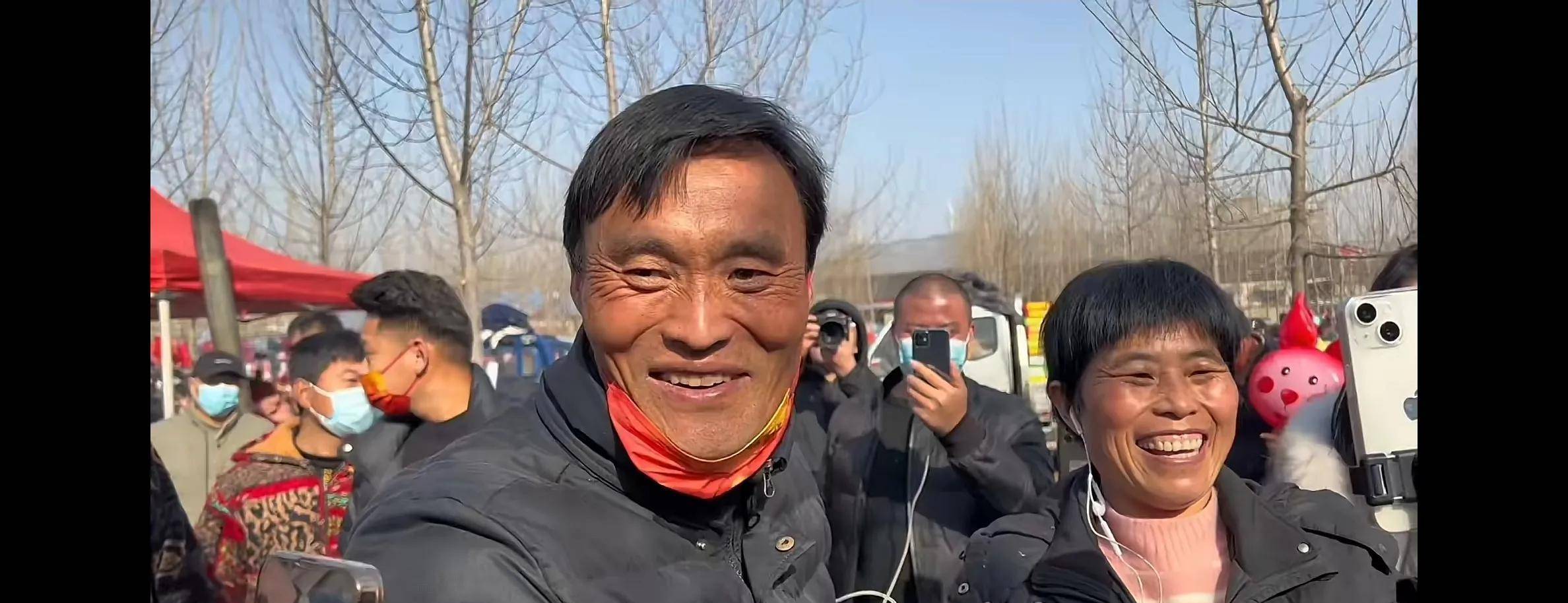 最近直播破解版苹果:拉面哥猪血豆腐汤师傅梁丘大吉好卧龙凤妞-第3张图片-亚星国际官网
