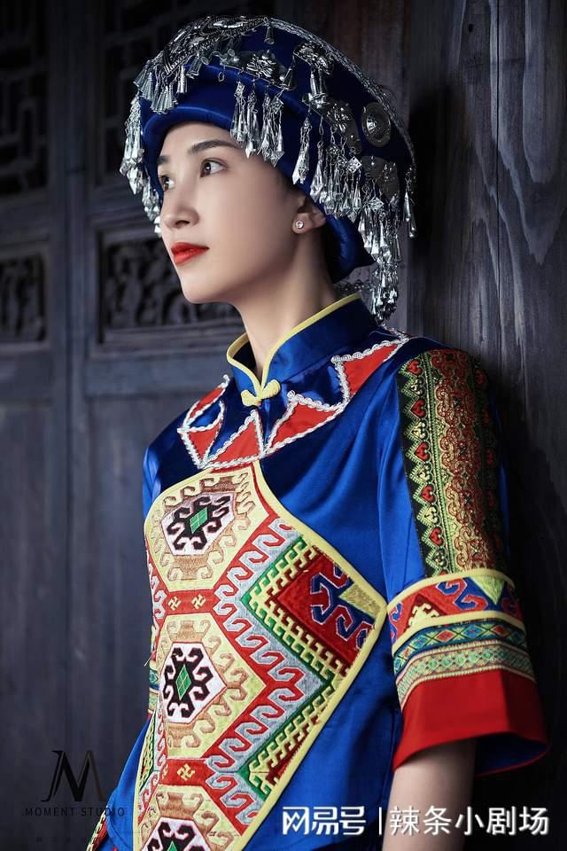 包含汉族娱乐图片大全手机版的词条