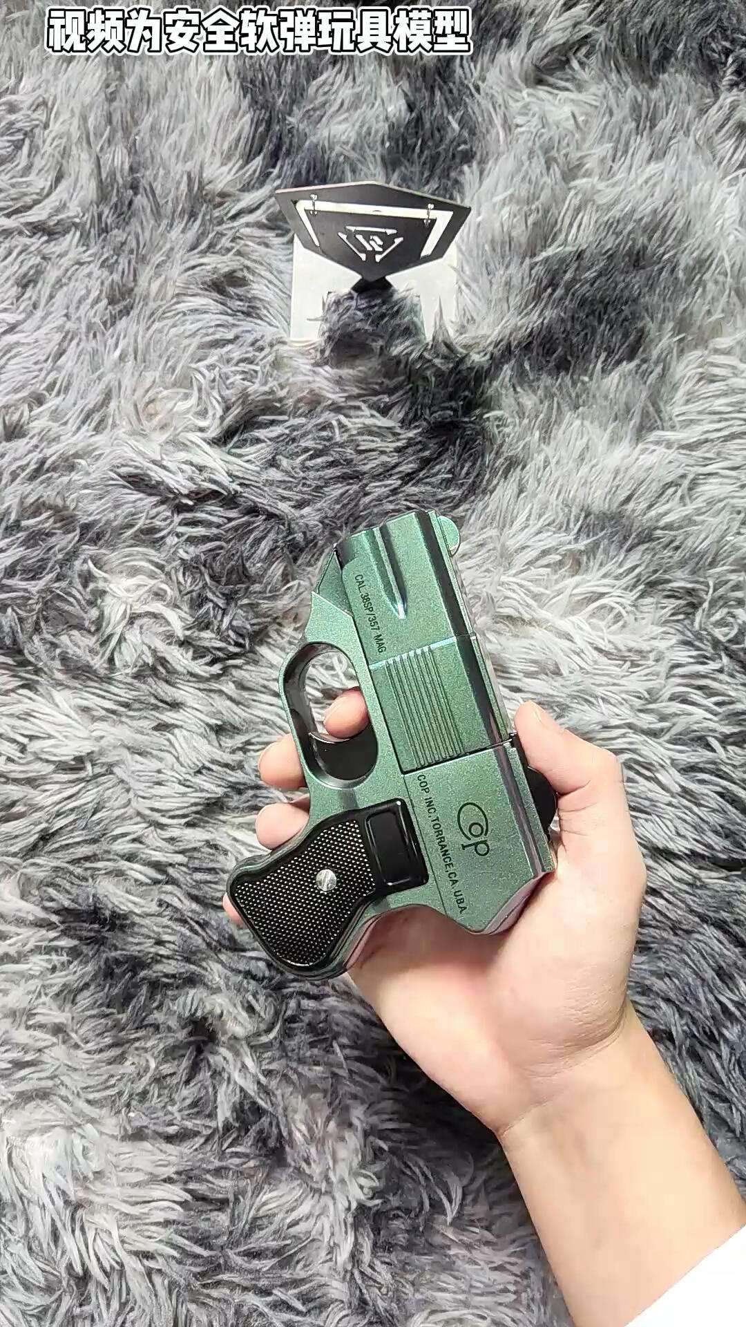 穿越火线手机版刷神器刷穿越火线手游永久神器